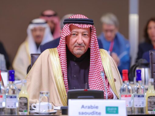 نائب وزير الخارجية يلتقي وزير الدولة البريطاني لشؤون الشرق الأوسط وشمال أفريقيا