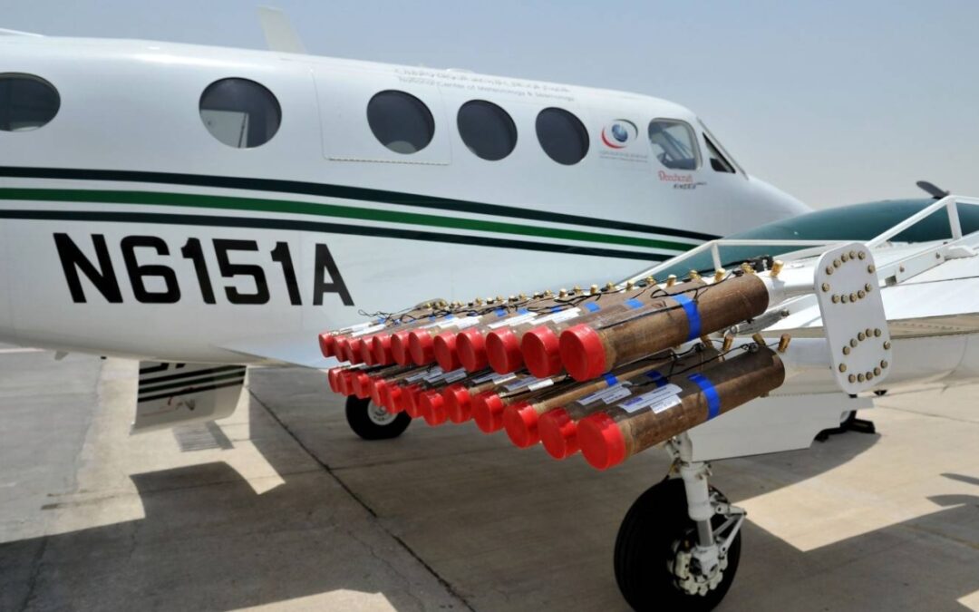 “برنامج الاستمطار” يعلن نجاح زيادة الهاطل المطري على شمال شرق الرياض