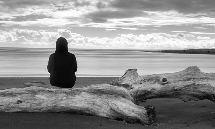 دراسة حديثة: الوحدة تغيّر الشخصية وتؤثر في الدماغ والمناعة وحتى طبيعة الأحلام