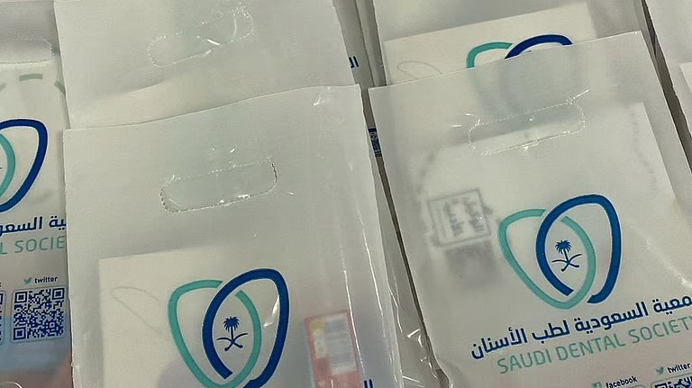 “احتواء” تعزّز وعي الأسر بارتباط صحة الفم بالصحة النفسية