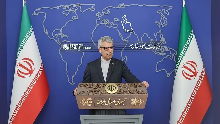 “إيران” تتوعد برد شامل إذا فُعّلت “آلية الزناد”.. وتصف الدور الأوروبي بالمدمّر