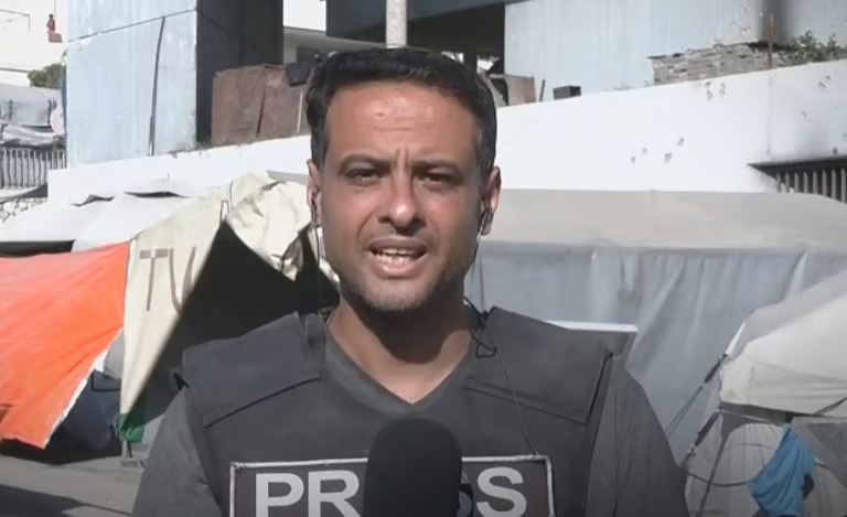 جريمة “خيمة الصحفيين”.. إصابة مراسل “الإخبارية” في غزة جراء قصف صهيوني