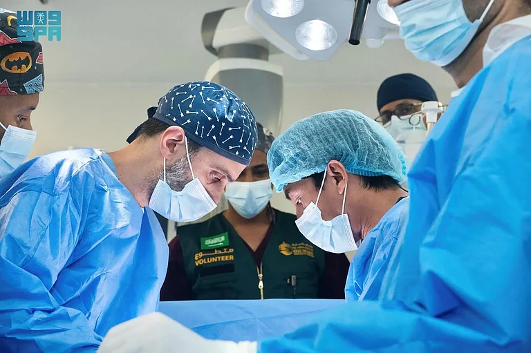 “إغاثي الملك”.. يواصل مشاريعه الإنسانية في سوريا واليمن والأردن