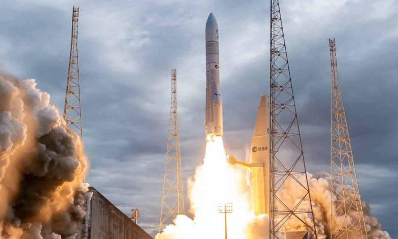 إطلاق الصاروخ الأوروبي “أريان 6” إلى الفضاء