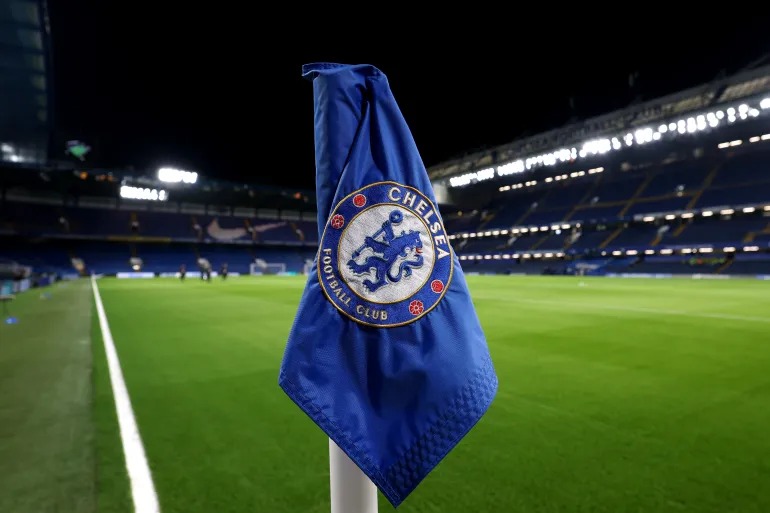 “تشيلسي” يعرض 15 لاعبًا للبيع لتوفير السيولة وتمويل صفقات جديدة