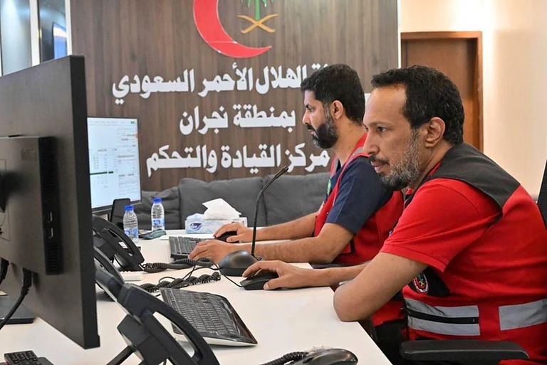 الهلال الأحمر بنجران يعلن إحصائيات شهر يوليو 2025