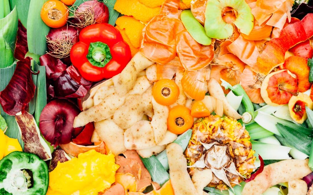 كنز صحي.. قشور الفواكه والخضراوات إلى أطباق شهية غنية بالقيمة