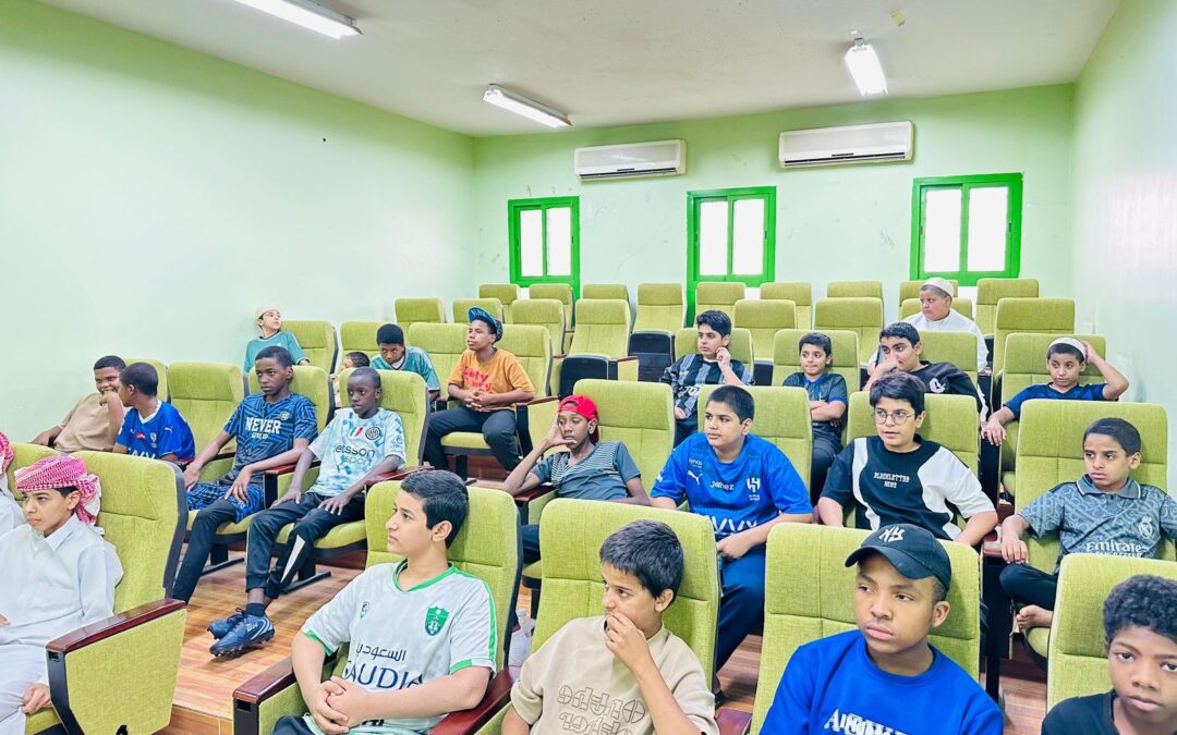 نادي إثراء بجمعية رأفة يواصل إبداعه في برنامج عناية للبنين