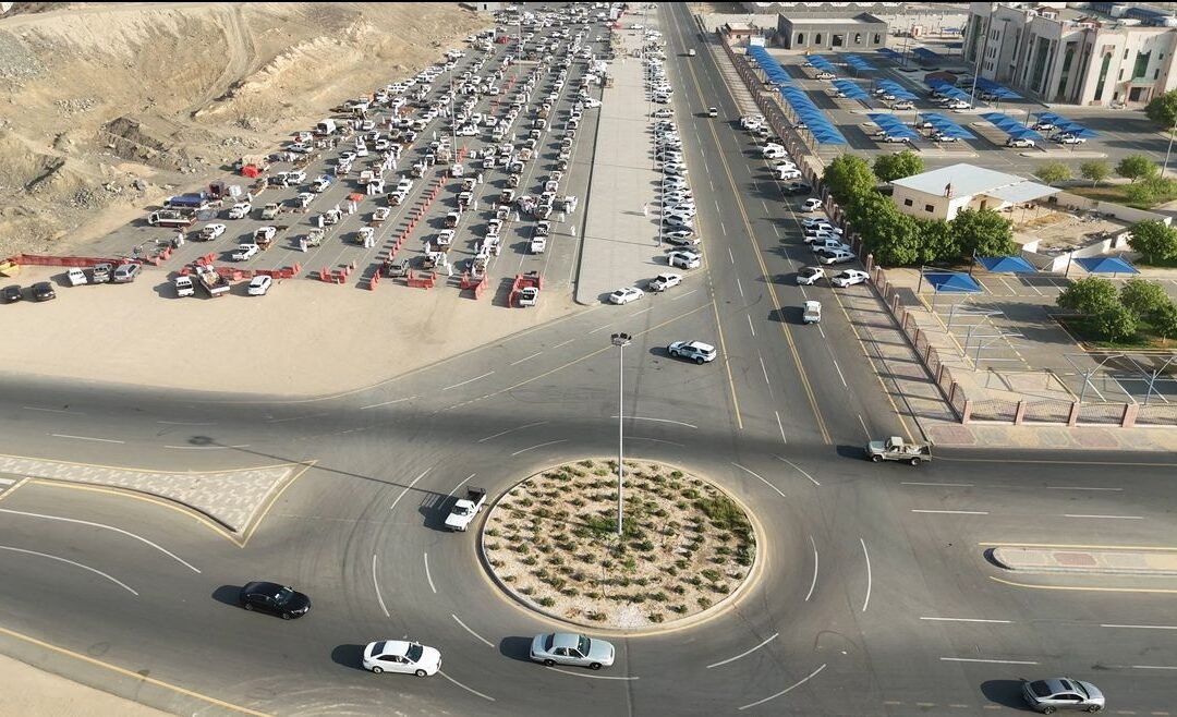 بلدية بيشة تقدم خدمات متعددة لسوق التمور الموسمي 