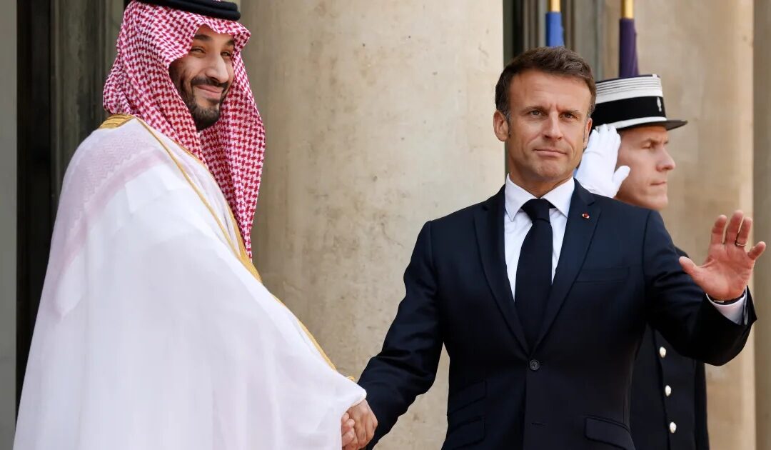 ماكرون: تحدثت مع ولي العهد السعودي واعتماد 142 دولة لإعلان نيويورك يمثل نقطة تحول نحو السلام