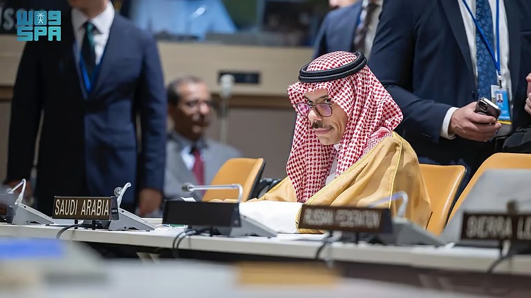 “وزير الخارجية” و”نظيره الكوري” يشاركان في اجتماع ترويكا القمة العربية بنيويورك