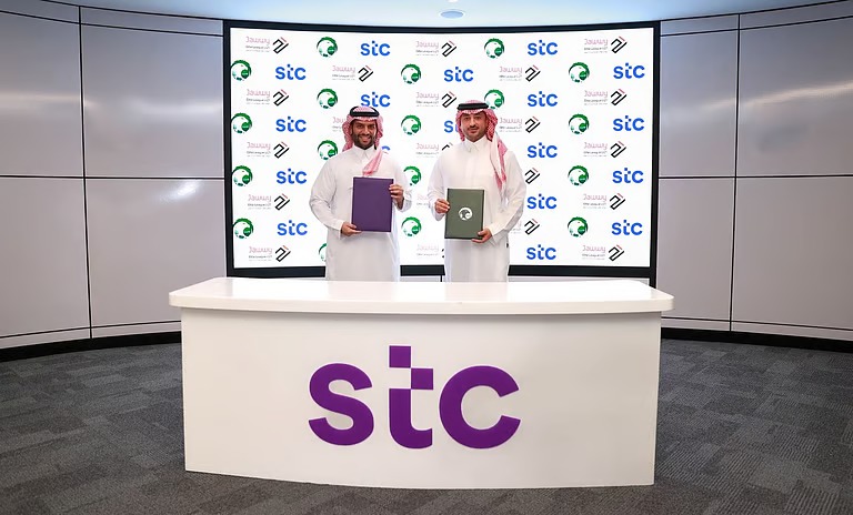 الاتحاد السعودي وstc يوقعان رعاية الدوري السعودي