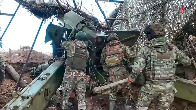 الروس يتسللون عبر أنفاق تحت الأرض لضرب أوكرانيا