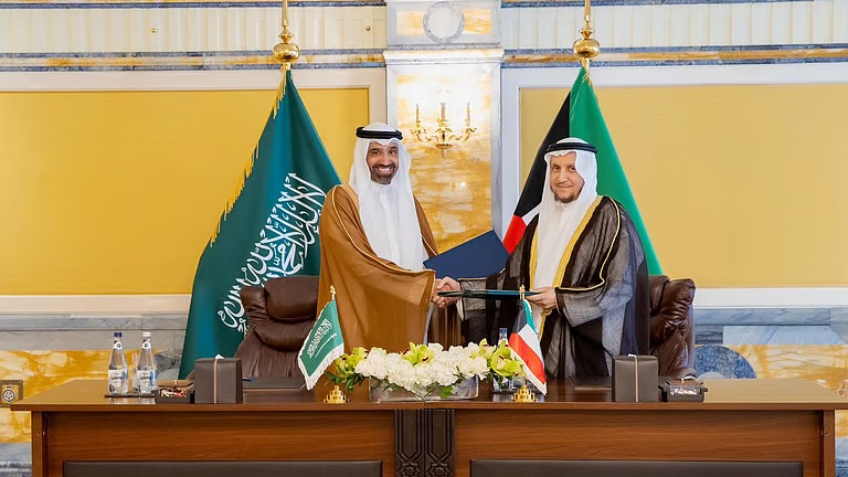 مذكرة تفاهم سعودية – كويتية لتعزيز التعاون في الخدمة المدنية والتنمية الإدارية