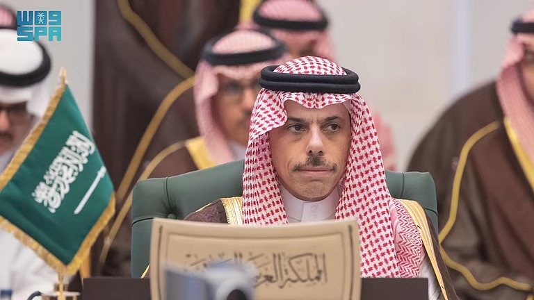 “وزير الخارجية” يشارك في الاجتماع الوزاري التحضيري للقمة العربية الإسلامية الطارئة