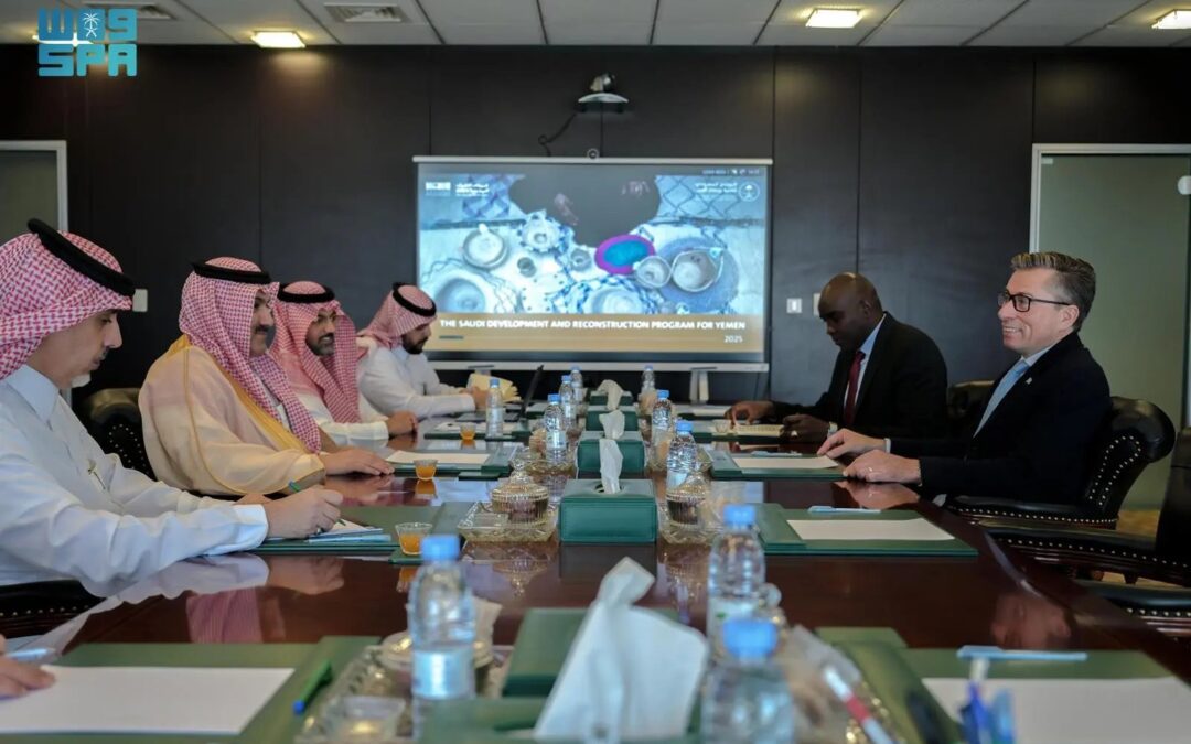 “السفير آل جابر” يلتقي وكيل الأمين العام للأمم المتحدة للشؤون الإنسانية