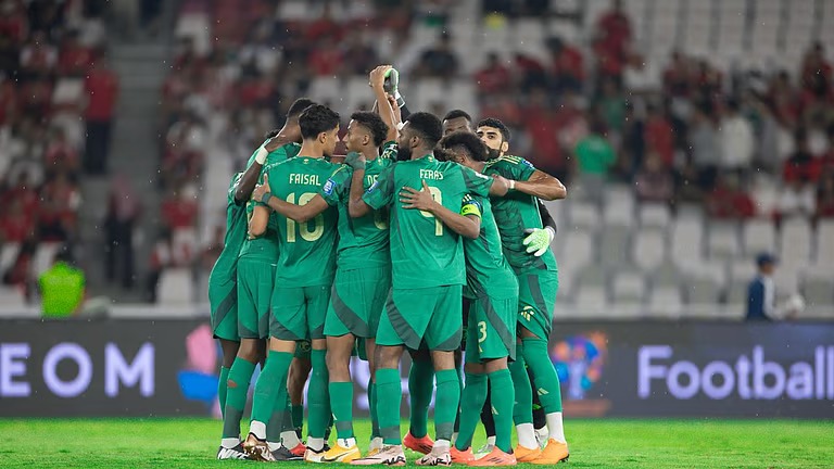 “الأخضر السعودي” يواجه إندونيسيا والعراق.. انطلاق الملحق الآسيوي المؤهل لمونديال 2026 الأربعاء