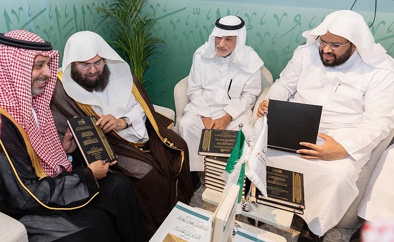 “السديس”: معرض الرياض للكتاب منارة معرفية تعكس مكانة المملكة الثقافية