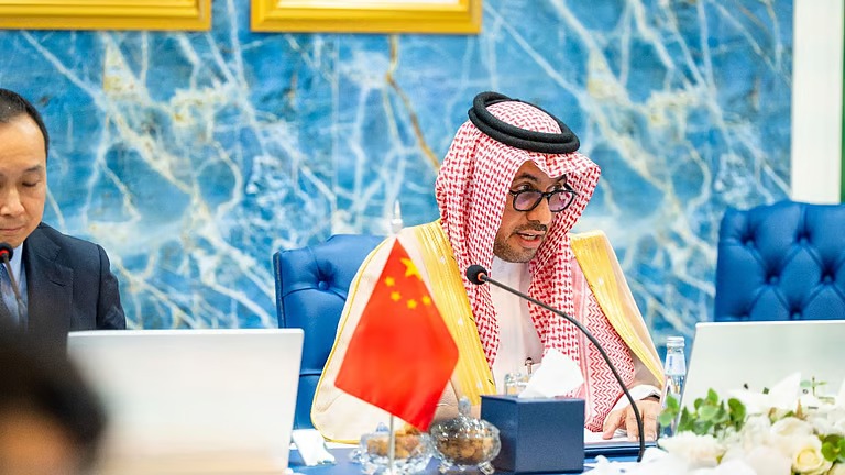 حراك فعّال في مجلس الأعمال السعودي الصيني لتعزيز التعاون القانوني والمهني بين البلدين