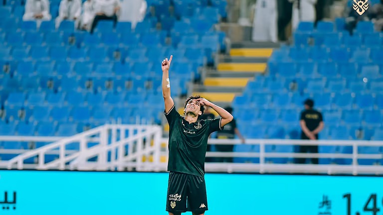 الخلود يتأهل لربع نهائي كأس الملك بعد تخطيه النجمة