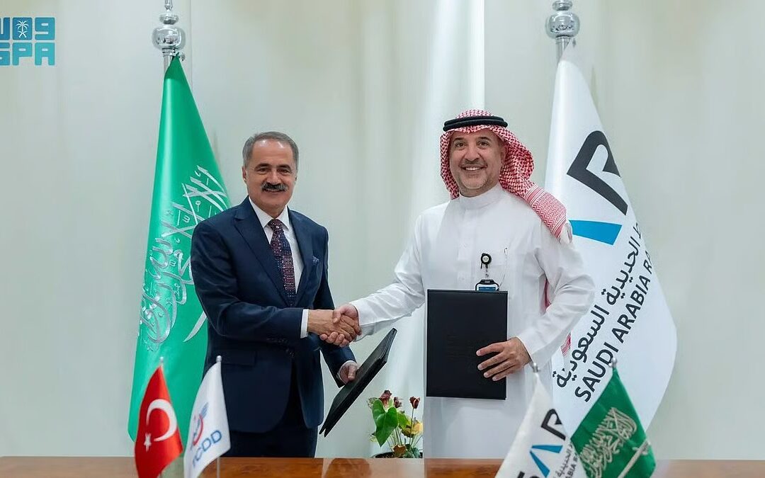 “سار” توقّع مذكرة تفاهم مع السكك الحديدية التركية لتعزيز التعاون وتبادل الخبرات