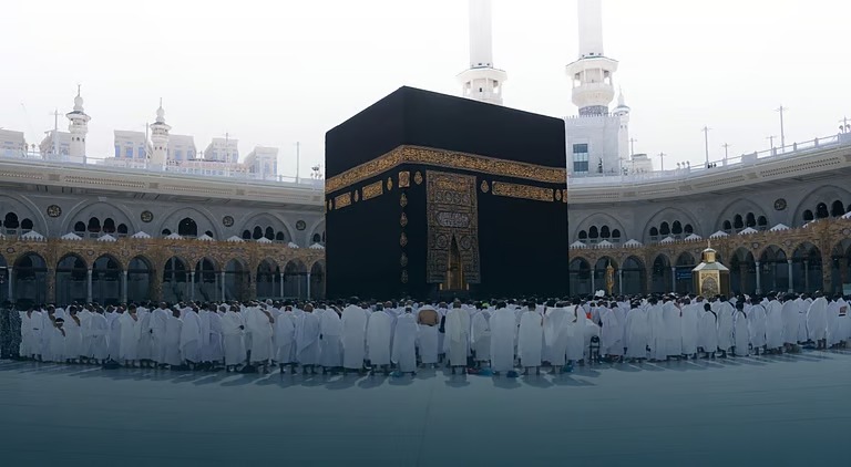 “شؤون الحرمين” تدعو ضيوف الرحمن لأخذ لقاح الإنفلونزا وارتداء الكمامة للوقاية من العدوى الموسمية