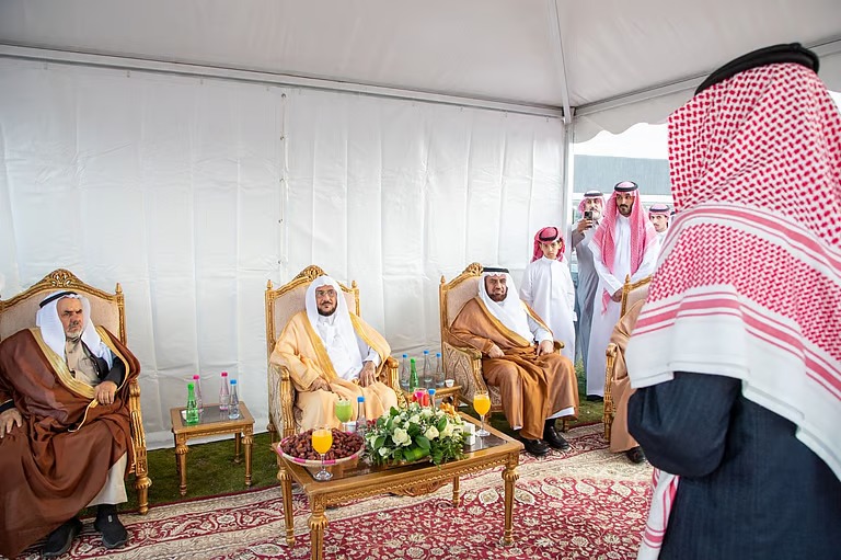 “وزير الشؤون الإسلامية” يشرف حفل الاستقبال الذي أقامه فرع الوزارة بالباحة بحضور مشايخ قبائل زهران بالمندق