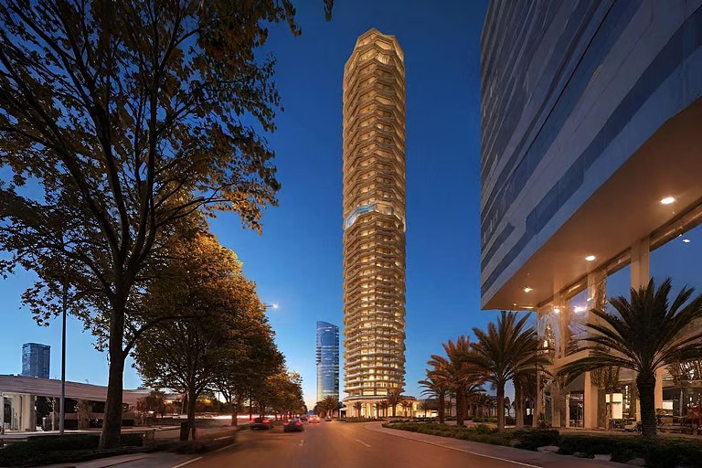 «برج رواجح».. تحفة سلمانية على طريق الملك فهد بارتفاع يتجاوز 220 متراً