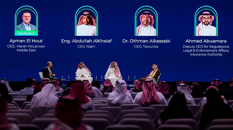 خبراء بـ”مؤتمر التأمين العالمي”: 90% من التعاملات تحدث في الفضاء الرقمي