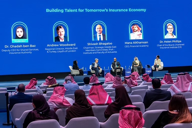 رئيس الأكاديمية المالية: كوادر وطنية مؤهلة لقيادة تحول قطاع التأمين