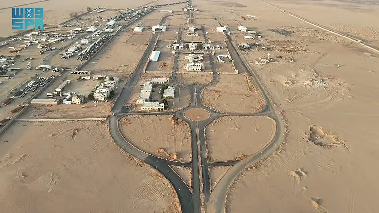 السعودية تُنجز 91 كيلومترًا من مشروع طريق العبر الحيوي في اليمن