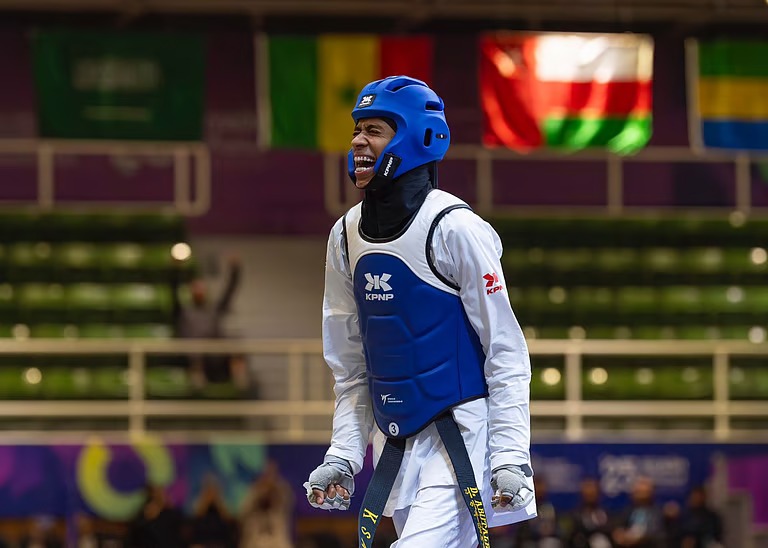 دنيا أبو طالب تنتزع ذهبية التايكوندو في دورة ألعاب التضامن الإسلامي بالرياض