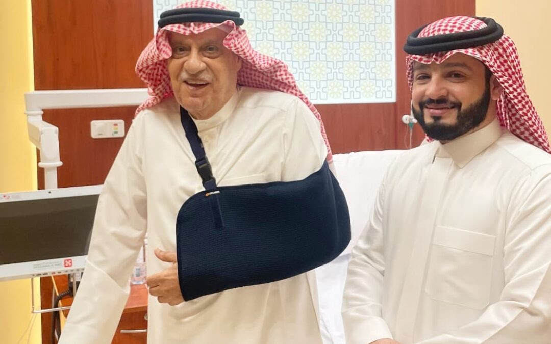 “الكابتن خليل الزياني” يخضع لجراحة ناجحة بمستشفى الدكتور سليمان الحبيب