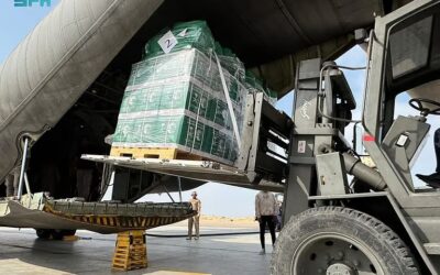 وصول الطائرة الإغاثية السعودية الـ71 لإغاثة غزة إلى مطار العريش