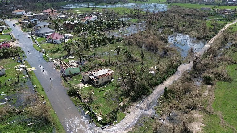 تضرر أكثر من 1.5 مليون شخص في جامايكا جراء إعصار”ميليسا”