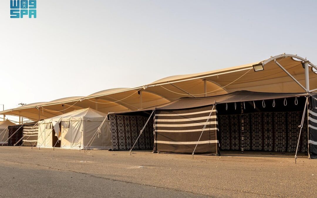 موسم الأمطار بالجوف يستهوي مُحبي الرحلات البرية للاستمتاع