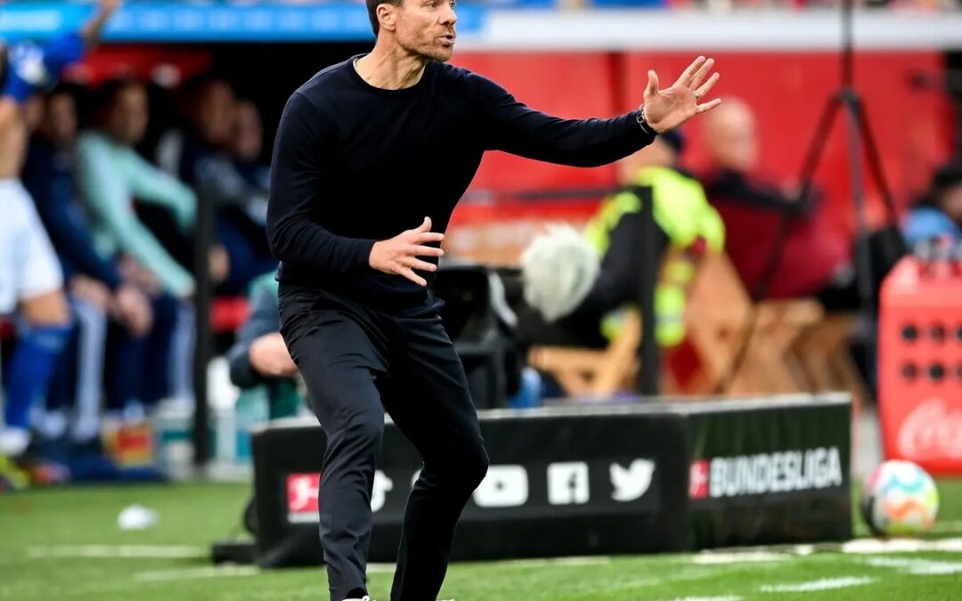 “ألونسو” يرفض التشكيك في وحدة لاعبي الريال