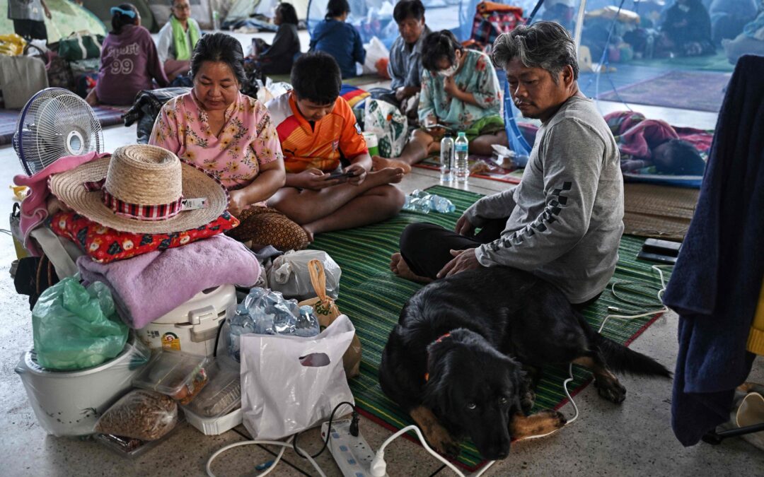 إجلاء أكثر من مئة ألف كمبودي من على حدود تايلاند