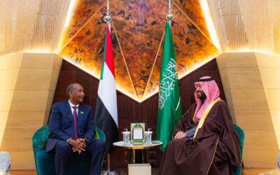 ولي العهد يلتقي رئيس مجلس السيادة الانتقالي في جمهورية السودان