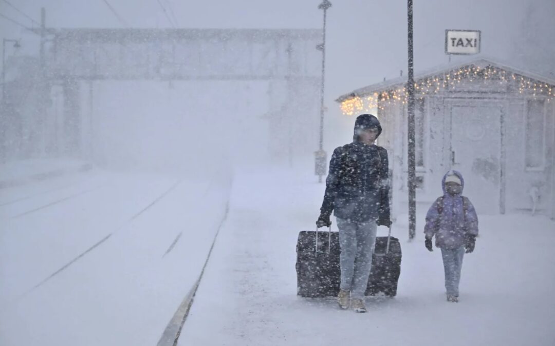 مصرع شخصين في السويد جراء عواصف قوية