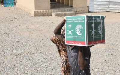 السعودية توزع 1000 سلة غذائية في ولاية البحر الأحمر بالسودان