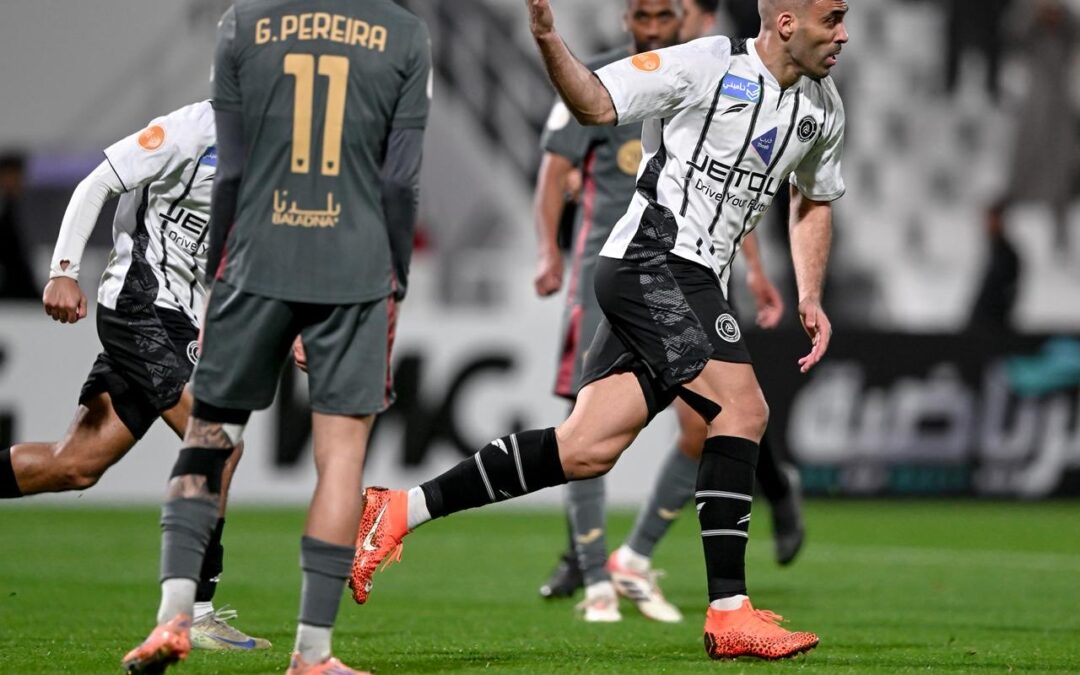 “الشباب” يعلن إصابة حمدالله بتمزق في العضلة الخلفية وغيابه 8 أسابيع