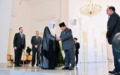 الرئيس الإندونيسي يستضيف الأمينَ العام لرابطة العالم الإسلامي