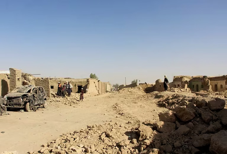 مقتل 5 في اشتباكات باكستان وأفغانستان بعد فشل محادثات السلام