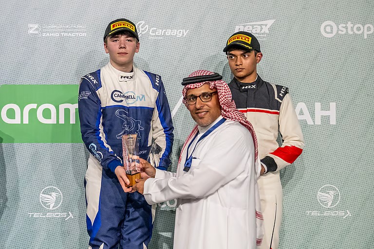 “بيلوفسكي” يفتتح الجولة الخامسة من بطولة أرامكو السعودية للفورمولا 4 بانتصار كبير