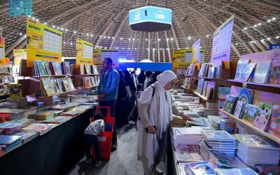 منطقة الكتب المخفضة توسّع خيارات الوصول للكتاب في معرض جدة للكتاب