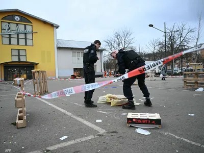 مسلّح يهدد المارة بسكين.. والشرطة الفرنسية تنهي الموقف بالرصاص