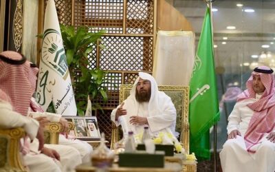 “السديس” يعتمد قرارات تطويرية تعزز الحوكمة وتدعم تمكين المرأة والشباب في الحرمين