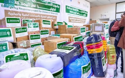 “إغاثي الملك” يسلّم مستلزمات طبية لمكافحة الكوليرا بساحل حضرموت