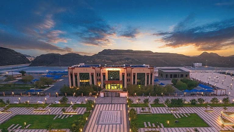 20 مليون ريال لتأهيل وتطوير جسر وادي بيشة